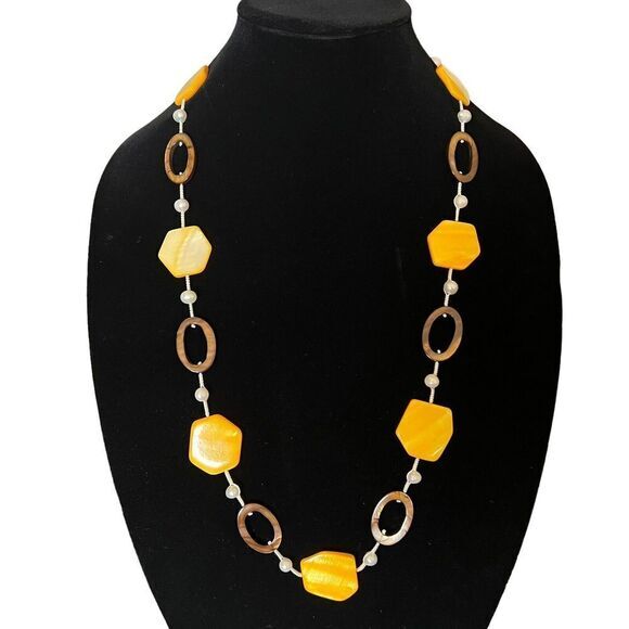 VINTAGE‎ PREMIER DESIGNS Women's Necklace 30" Genuine Freshwater Pearls & Shells - Picture 6 of 16